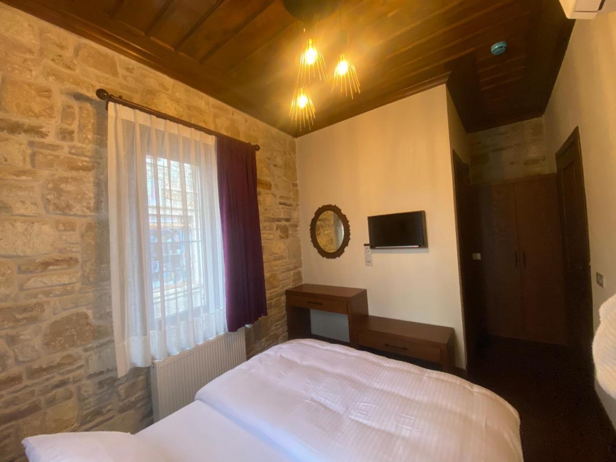 Dionysos 1789 Boutique Hotel Foça Exteriör bild