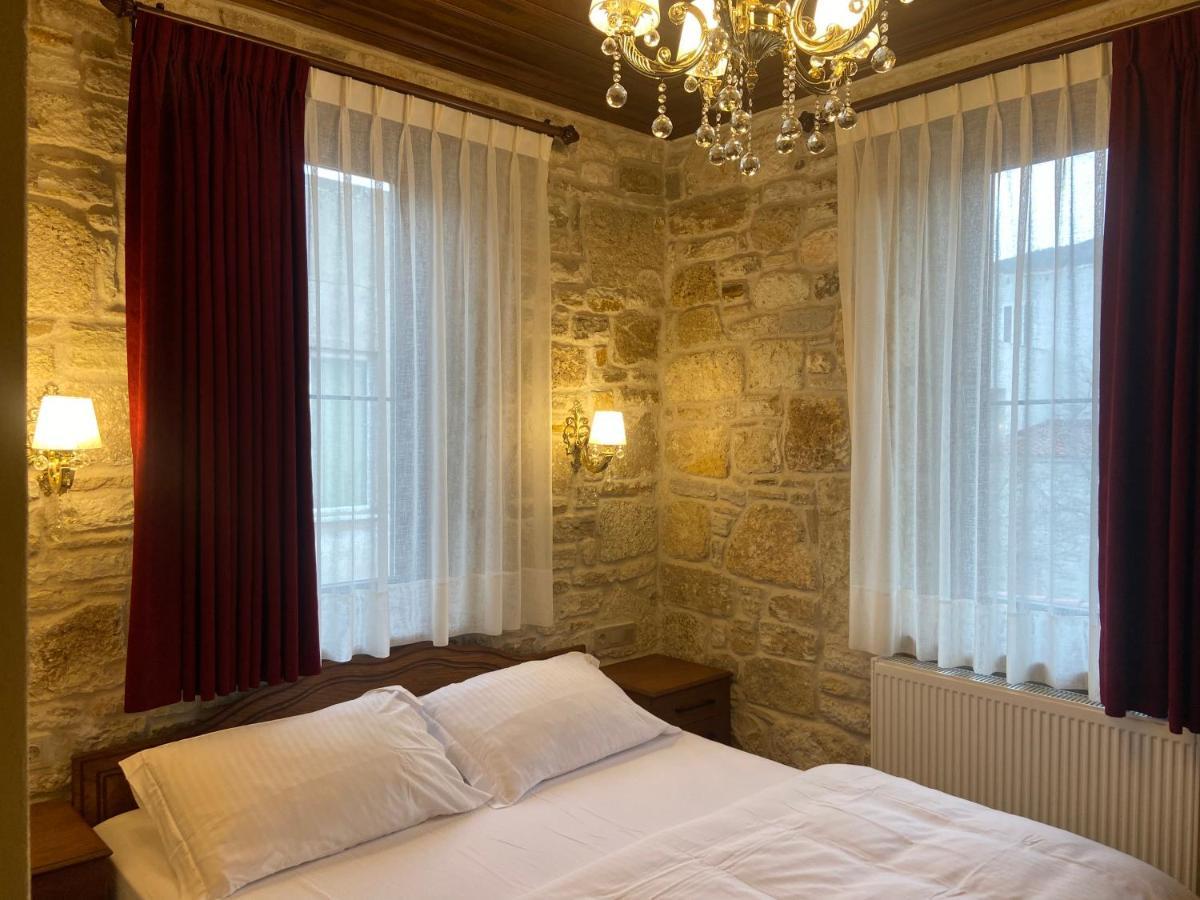 Dionysos 1789 Boutique Hotel Foça Exteriör bild