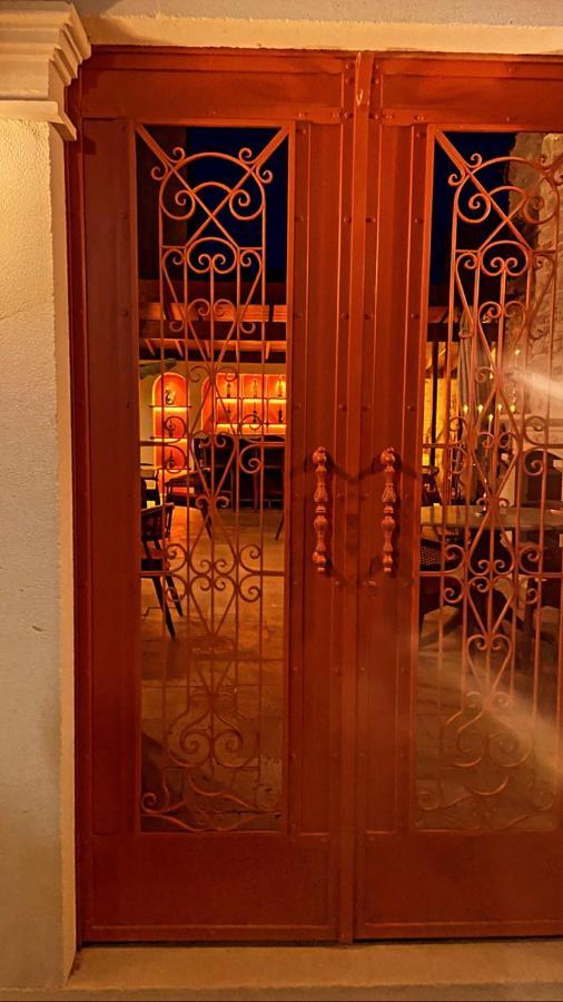 Dionysos 1789 Boutique Hotel Foça Exteriör bild