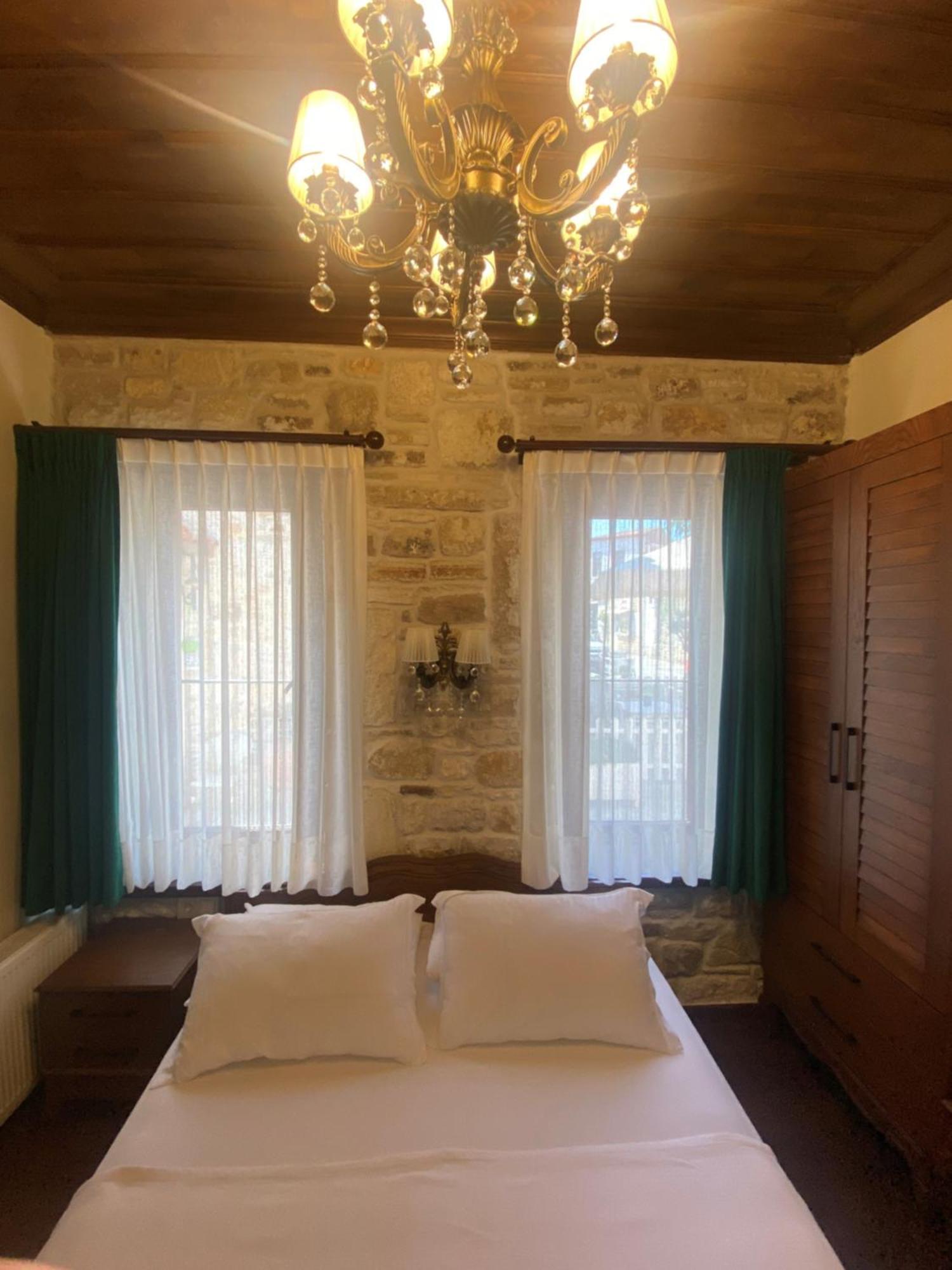 Dionysos 1789 Boutique Hotel Foça Exteriör bild